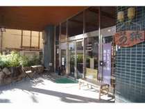 玄関 の猿 Hostel プランをみる