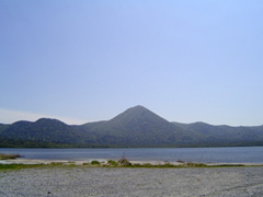 宇曾利山と宇曾利山湖
