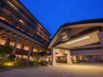 鷹泉閣 岩松旅館 プランをみる