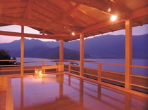 見はらし露天風呂「湖(うみ)の湯」 若草の宿 丸栄 プランをみる