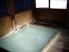 下湯共同湯 内風呂