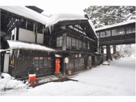 施設の外観（冬）